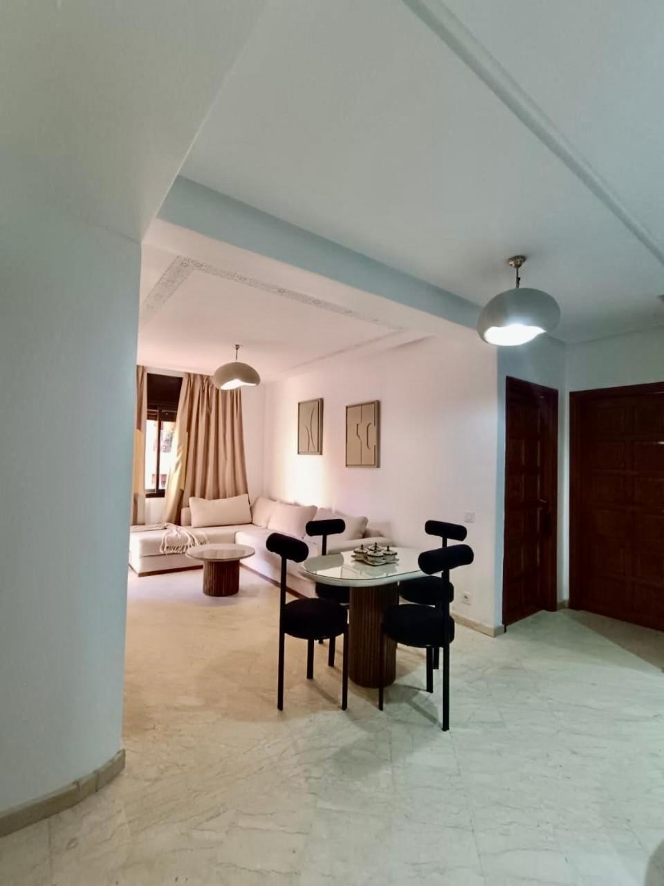 Cosy Appartement Au Coeur De Gueliz マラケシュ エクステリア 写真